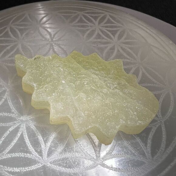 Sugar Quartz Crystal Cluster Leaf (#2)‎ - Picture 4 of 11